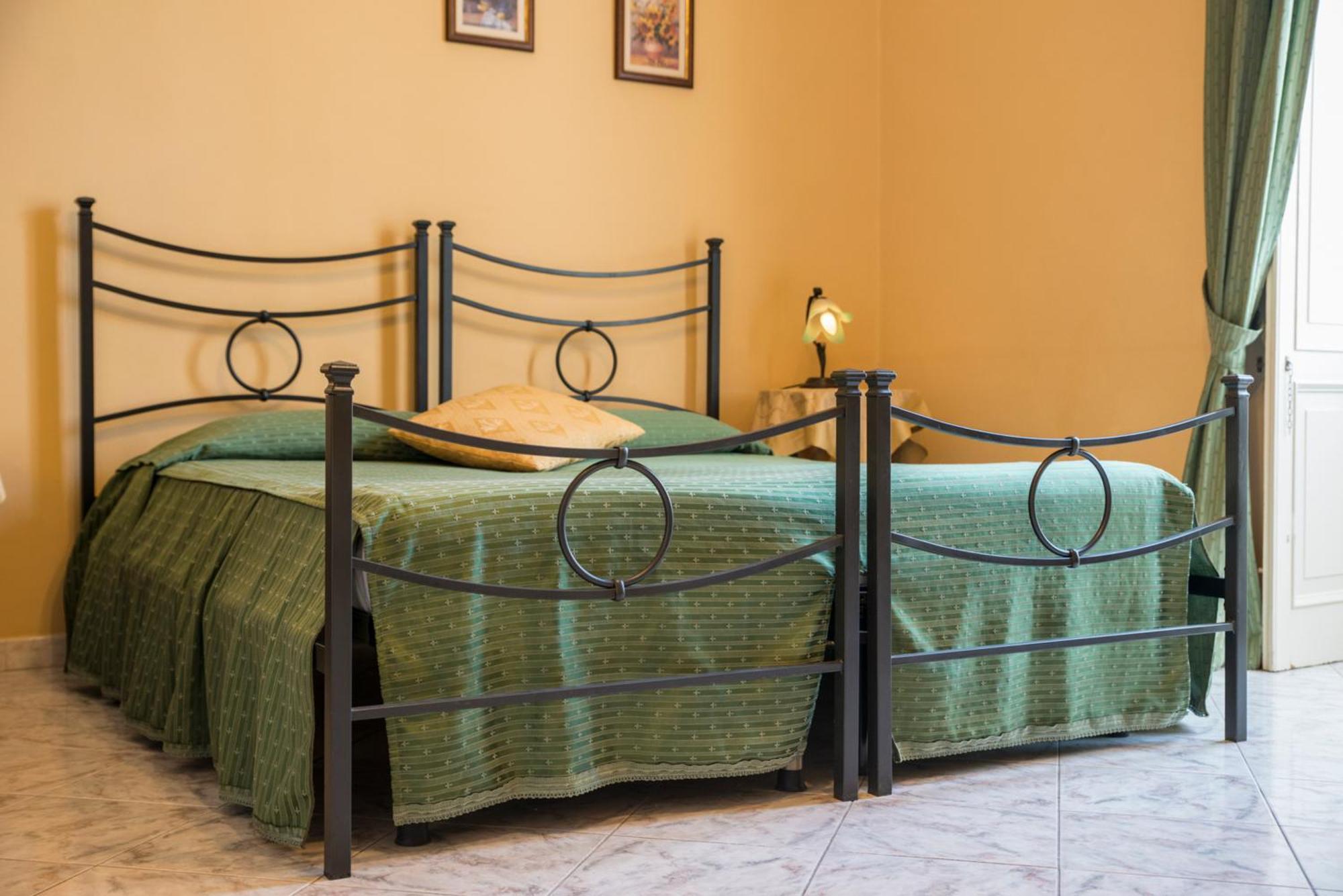 Bed and Breakfast Sognando Ortigia Syracuse Exterior foto