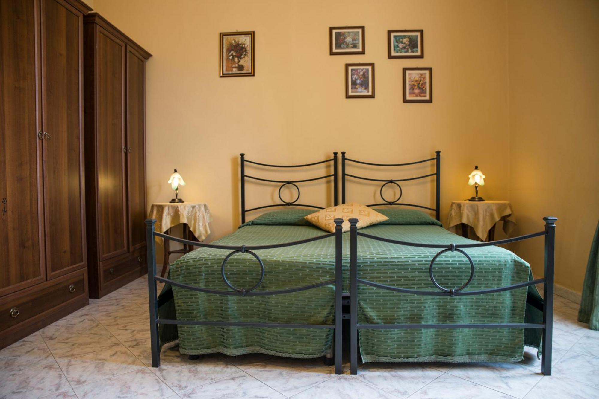 Bed and Breakfast Sognando Ortigia Syracuse Exterior foto