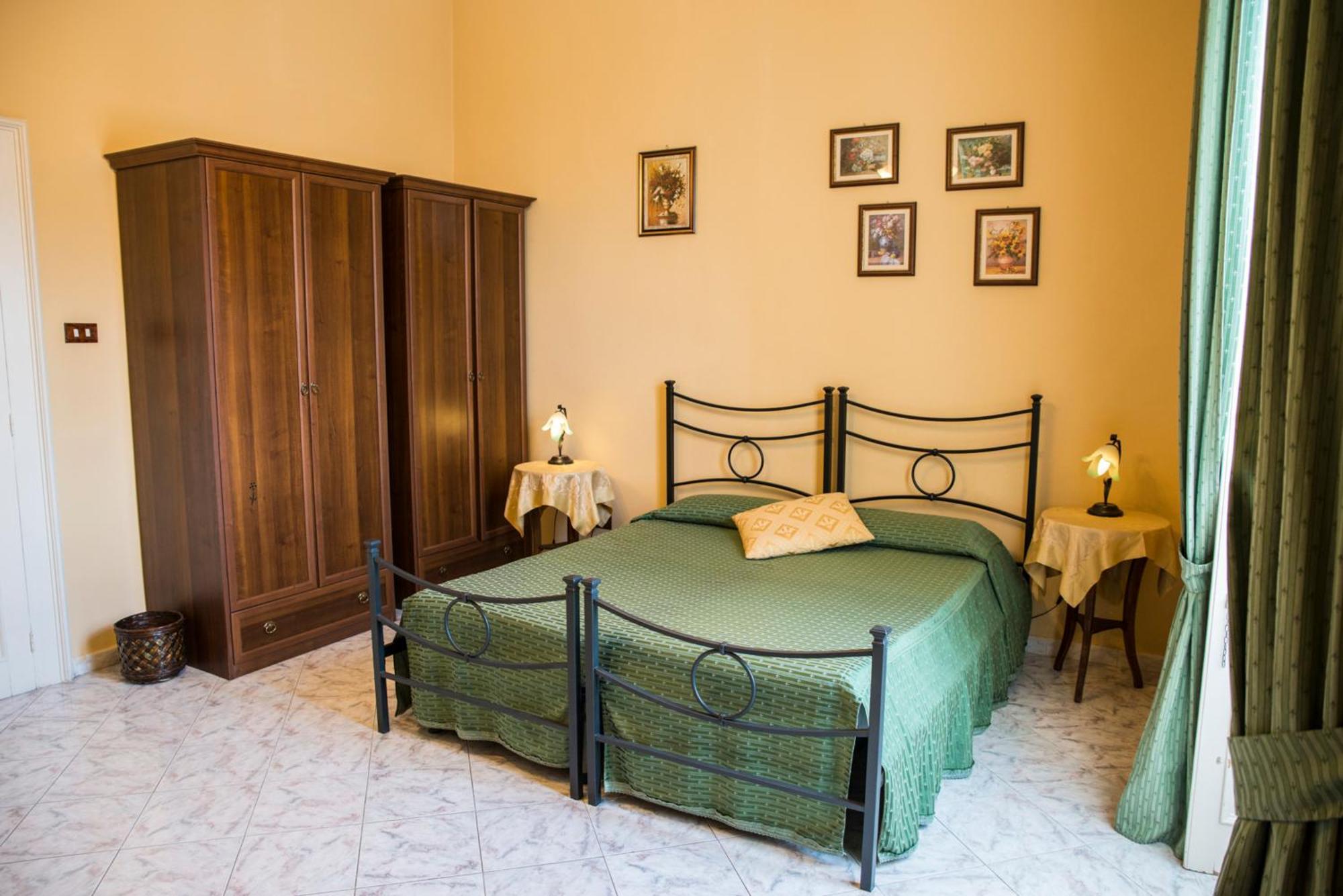Bed and Breakfast Sognando Ortigia Syracuse Exterior foto