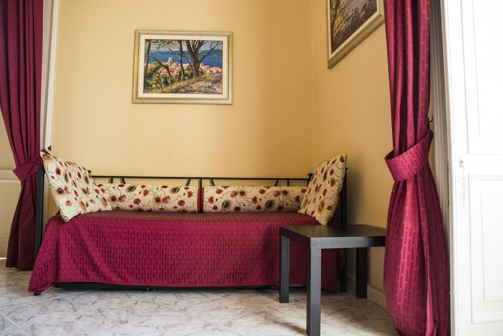 Bed and Breakfast Sognando Ortigia Syracuse Exterior foto