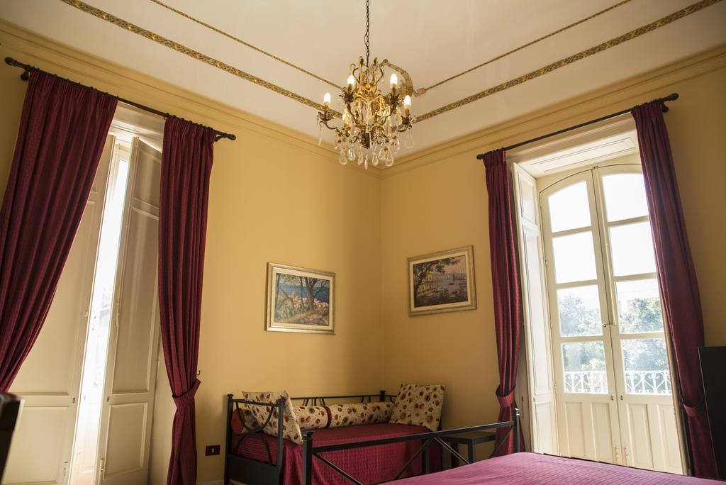 Bed and Breakfast Sognando Ortigia Syracuse Exterior foto